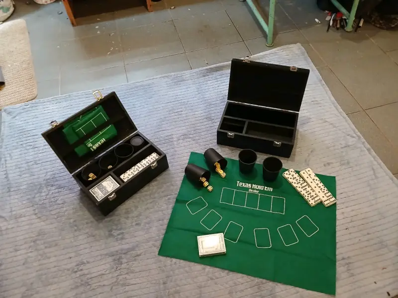 Set de juegos de mesa clásico - 6