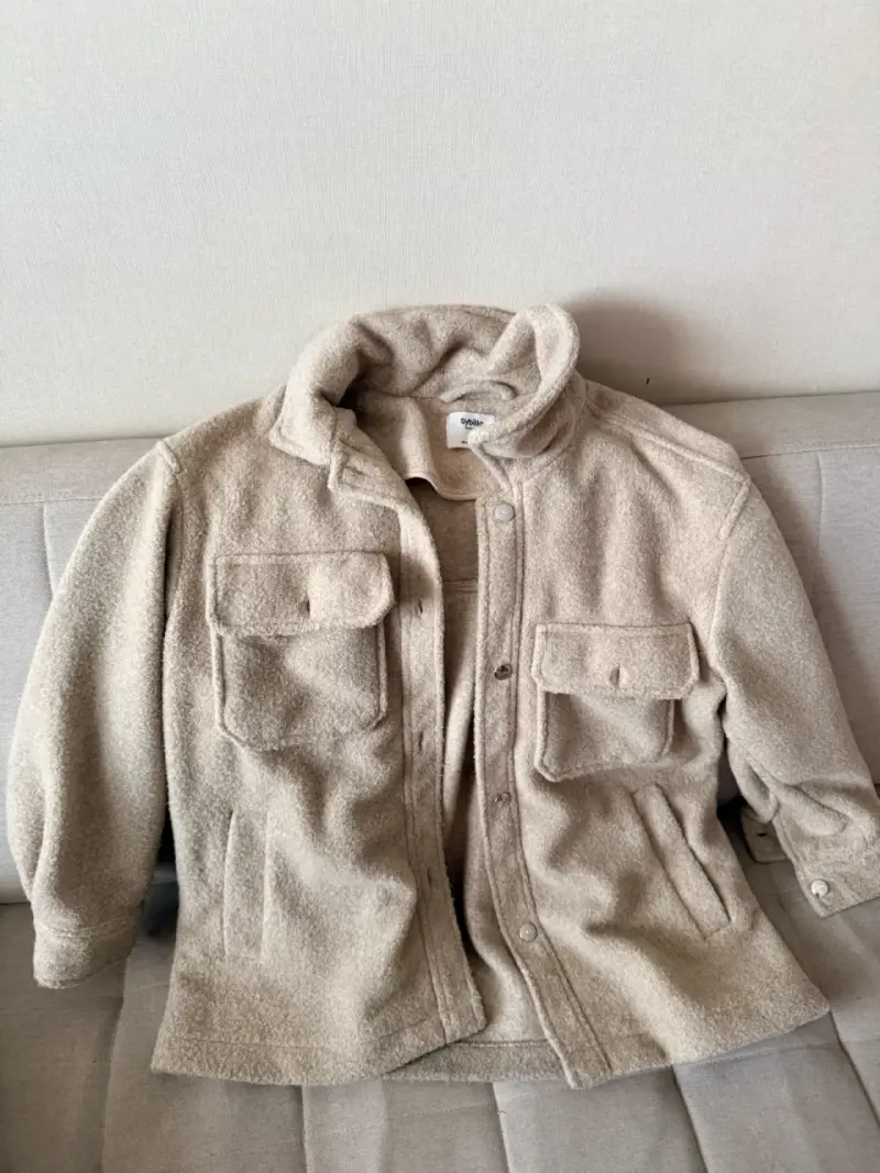 Chaqueta tipo shacket Sybilla color beige jaspeado