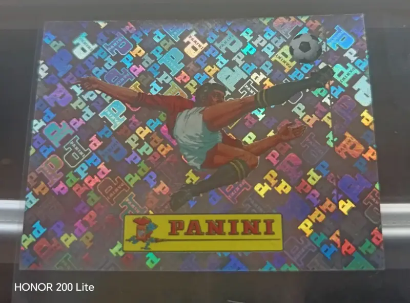 Lámina Panini fútbol holográfica
