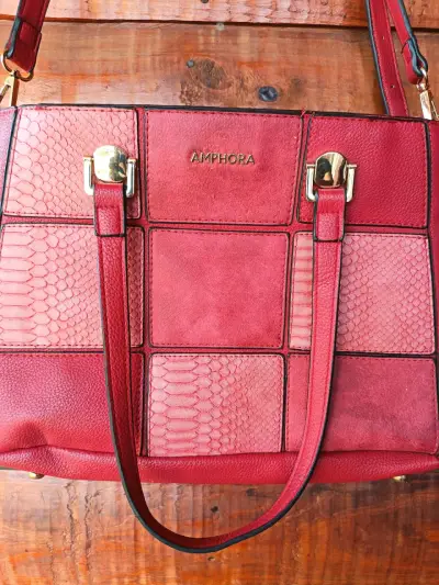 Cartera beige acolchada - miniatura 3
