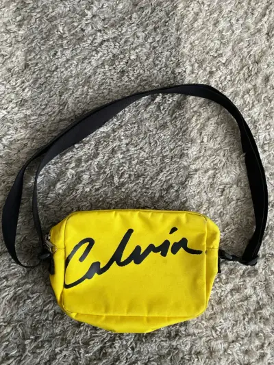 Riñonera amarilla Calvin - miniatura 1