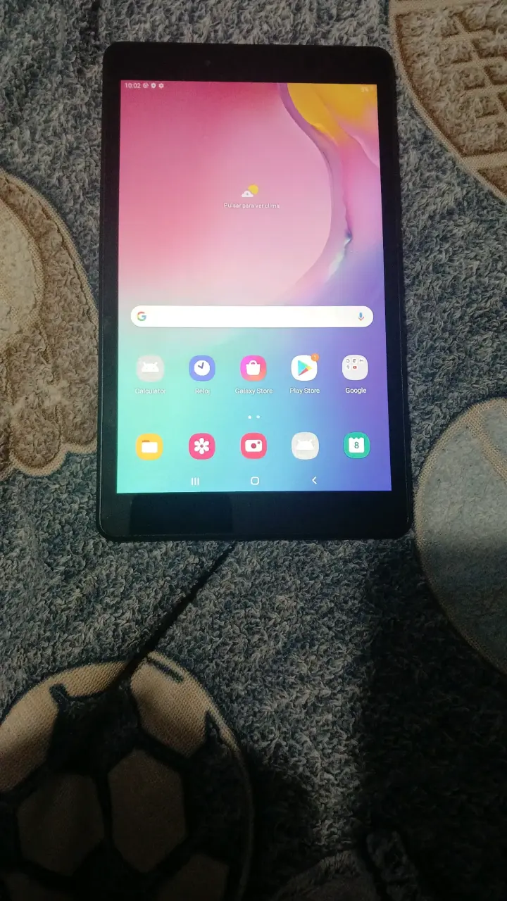 Tablet negra en buen estado - 2