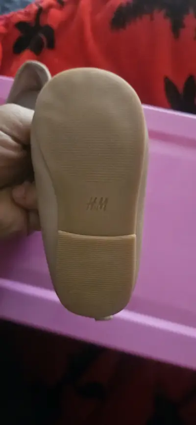 Zapatos de bebé beige H&M - miniatura 2