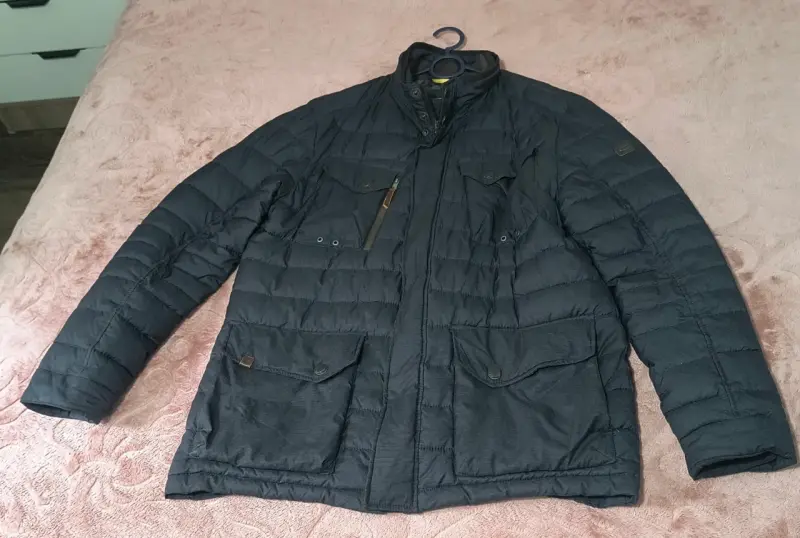 Chaqueta negra acolchada hombre Camello - 6
