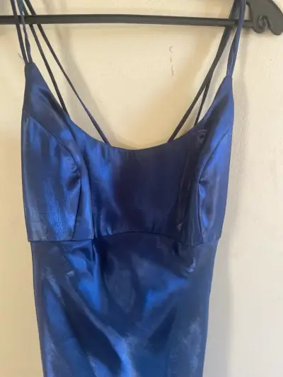 Vestido de satin azul Irol - miniatura 1