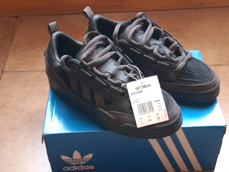 Zapatillas Adi2000 - 2