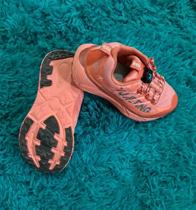 Zapatillas deportivas naranjas - miniatura 3