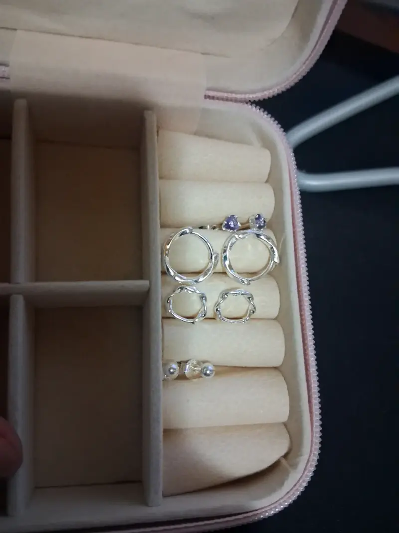 Set de aros de plata elegantes