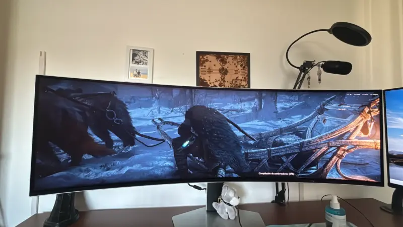 Monitor ultra ancho curvo oddysey oled g9 49” - 1