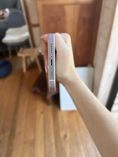 iPhone 13 rosado - miniatura 5