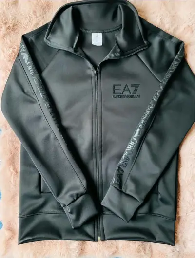 Chaqueta Emporio Armani negra con cierre - miniatura 1