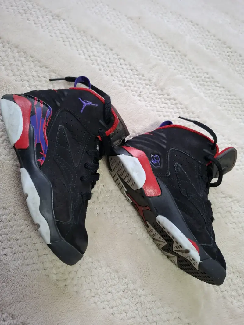 Zapatillas negras con rojo Nike original niño - 2