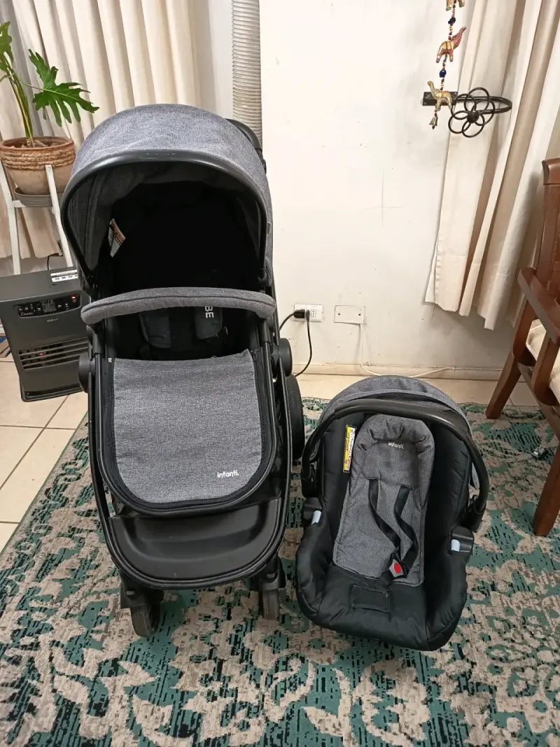 Coche, silla y centro de actividades - 3