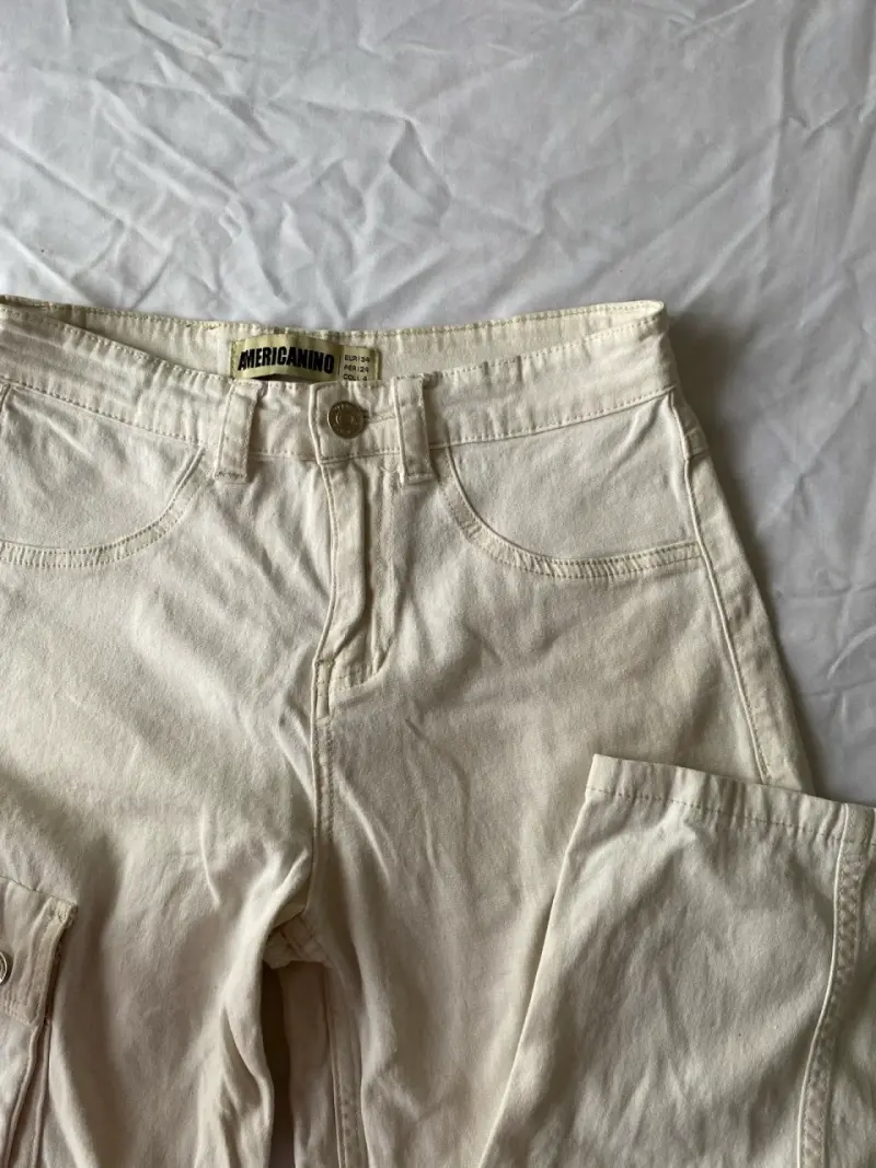 Pantalones cargo beige (talla 34) - 2