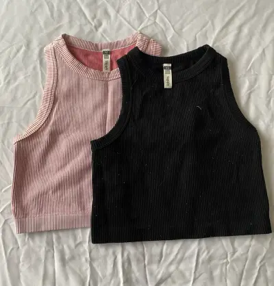 Set de tops sin mangas negro ( Xs) y rosado ( M) - miniatura 1