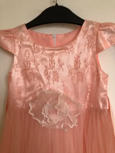 Vestido de fiesta rosa niña - miniatura 2