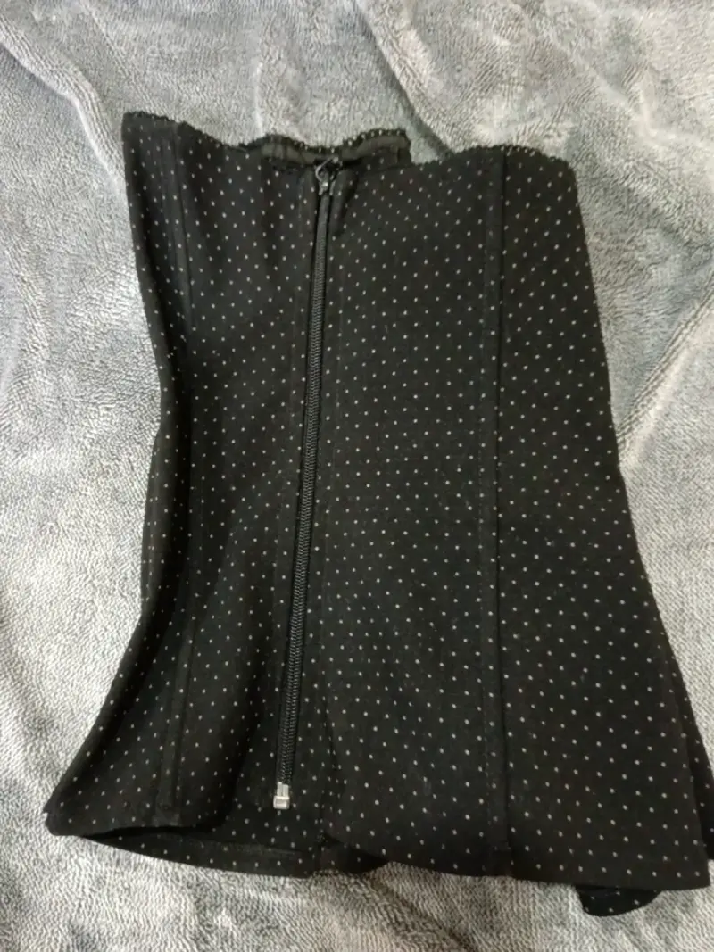 Corset negro con puntos blancos - 3