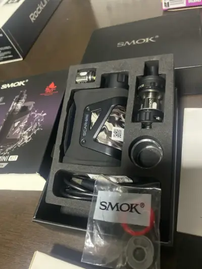 Kit de vapeo SMOK Scar Mini - miniatura 1