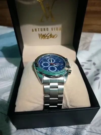 Reloj cronógrafo plateado azul - miniatura 1