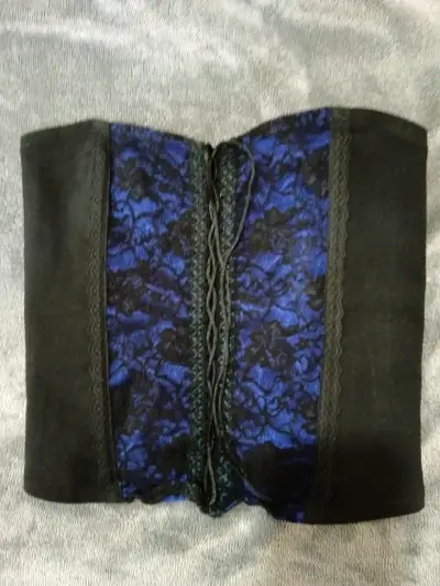 Corset negro con encaje azul - miniatura 1