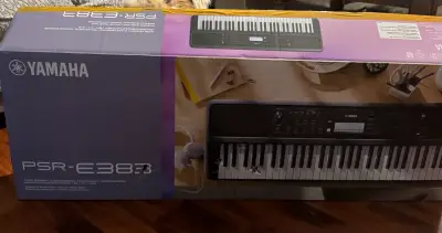 Teclado Yamaha PSR-E383 - miniatura 1