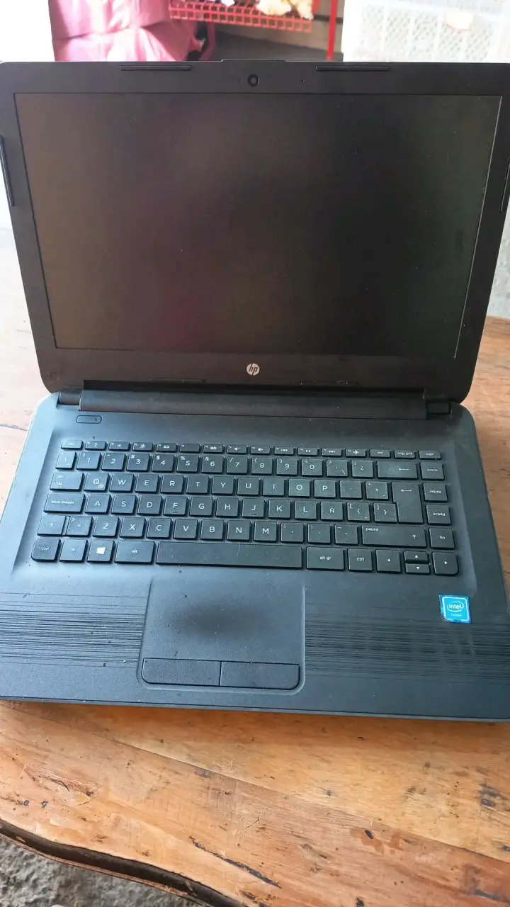 MacBook Pro y otras laptops - 3