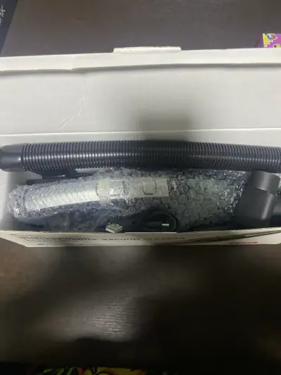 Aspiradora inalámbrica para auto - miniatura 3