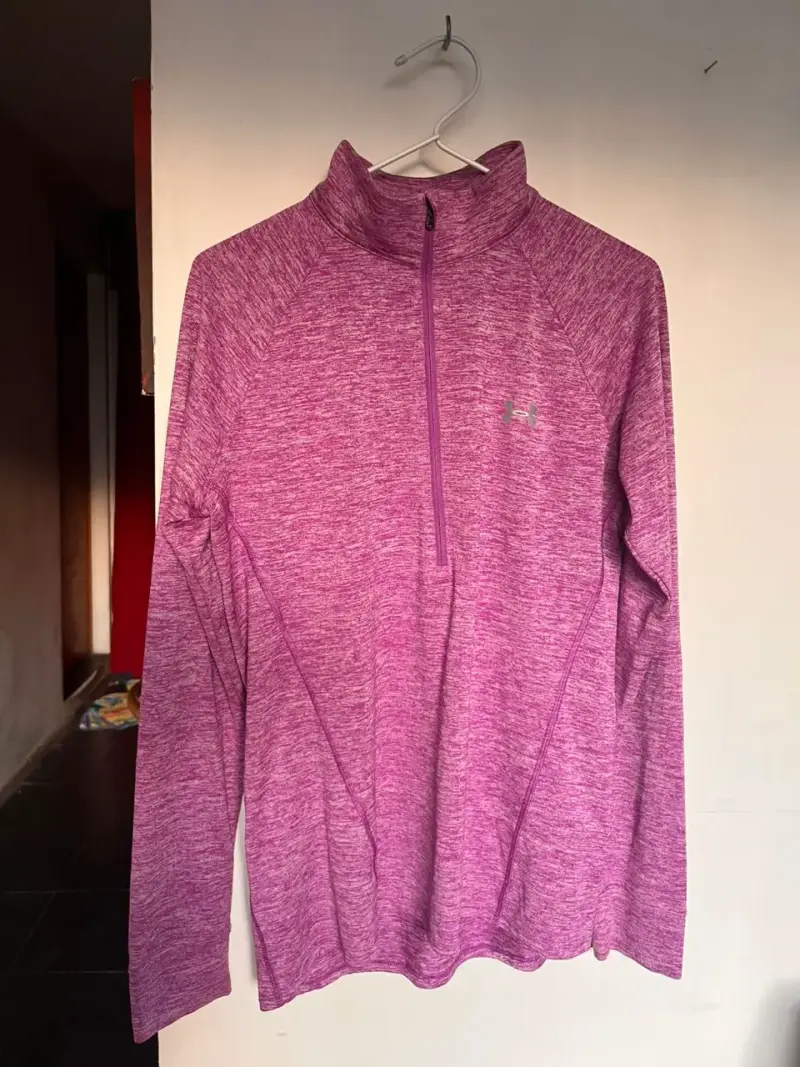 Polerón deportivo morado Under Armour - 1