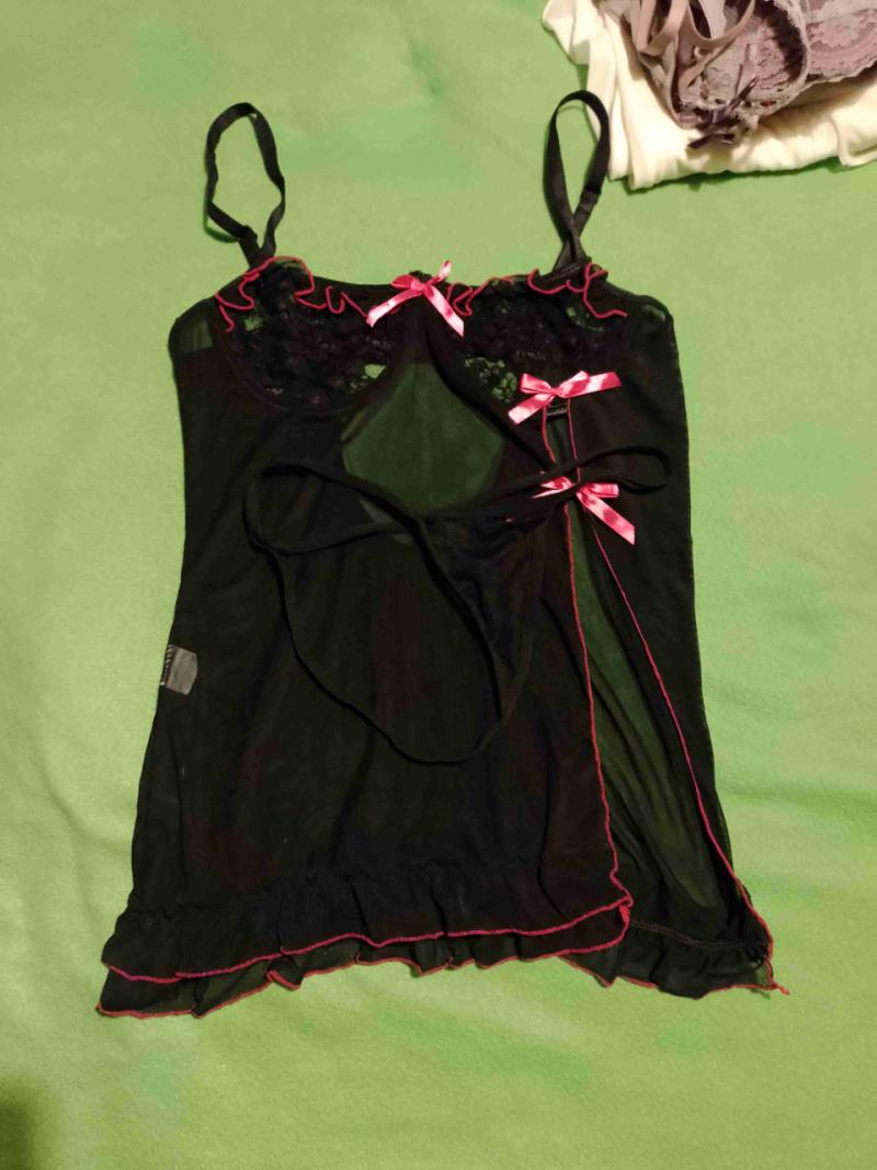 Conjunto lencería negro con rosa
