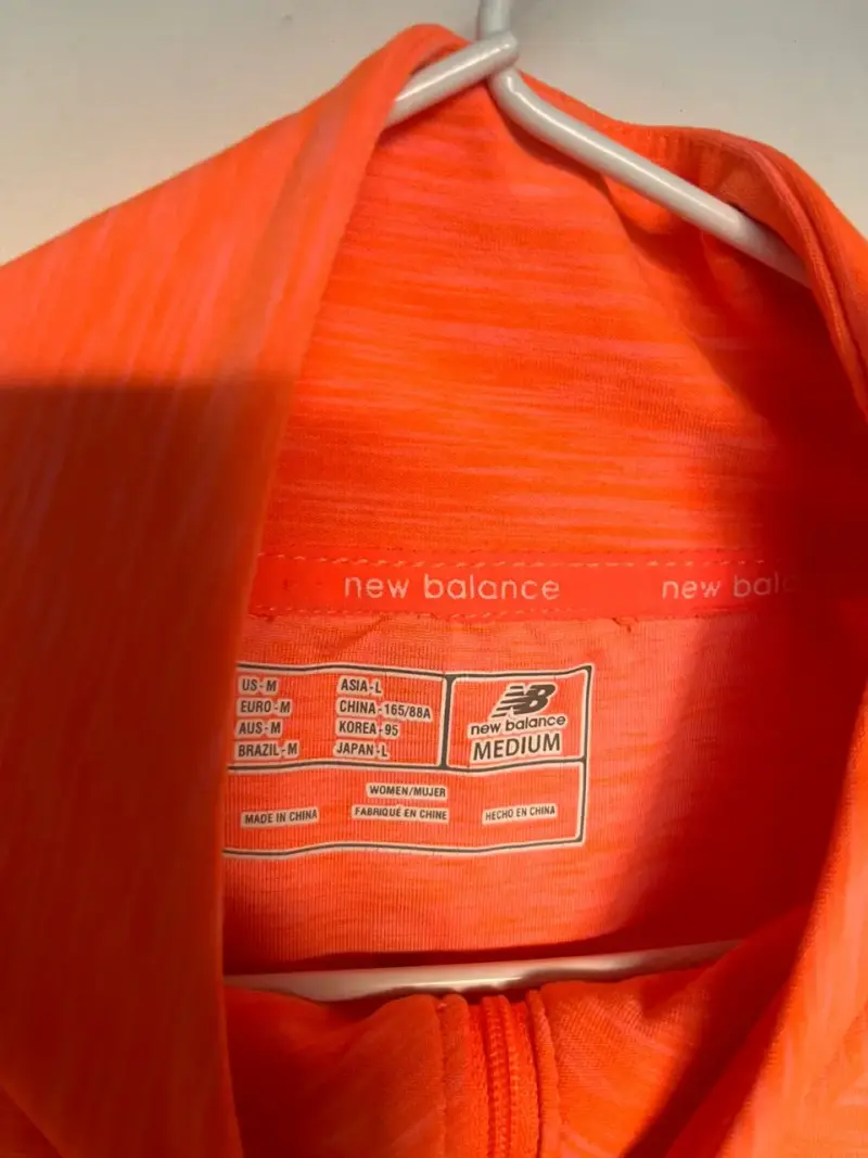 Poleron deportivo New Balance - 2