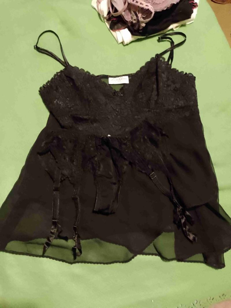 Babydoll negro de encaje