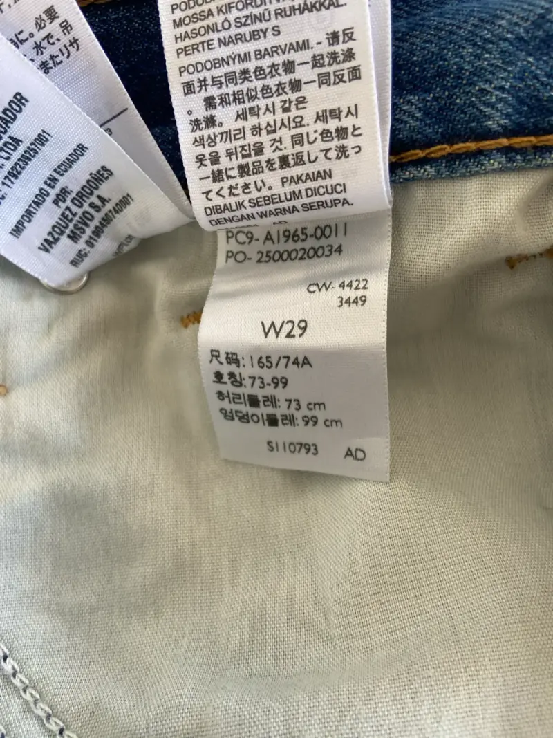 Jeans Levi's clásicos - 6