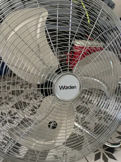 Ventilador Würden de piso - miniatura 1