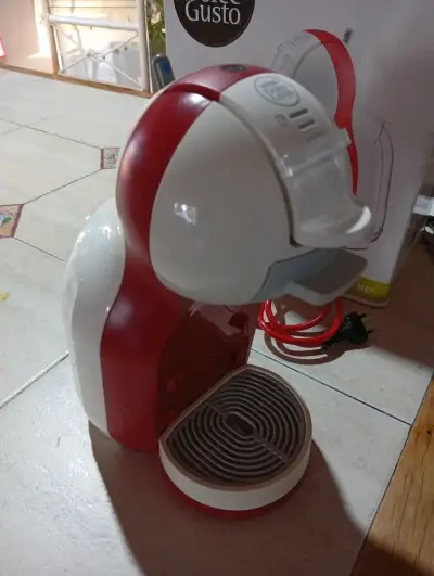 Cafetera Dolce Gusto Mini Me (automática) - miniatura 3