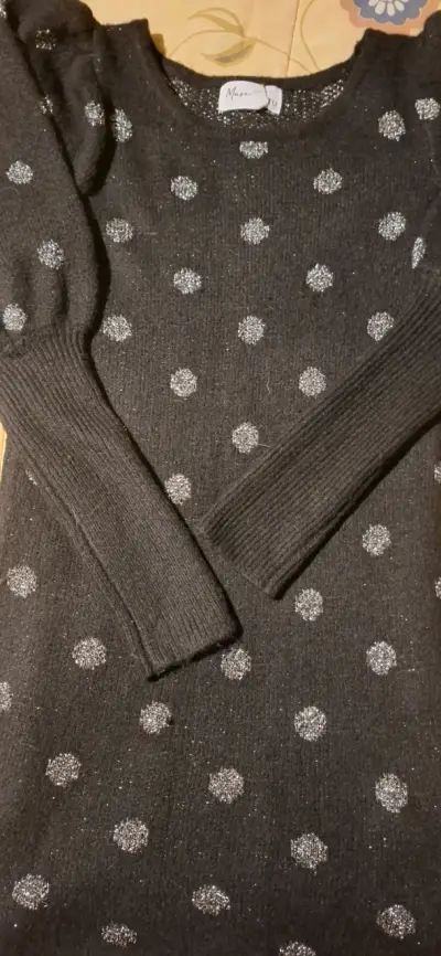 Minivestido negro con puntos brillantes - miniatura 1