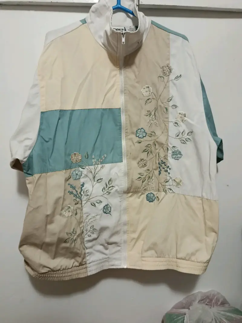 Chaqueta bordada vintage