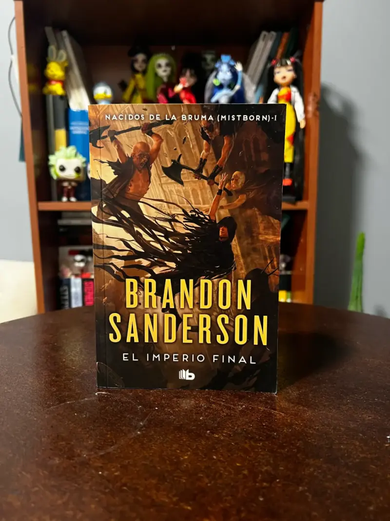Libro Nacidos de la Bruma I - 1
