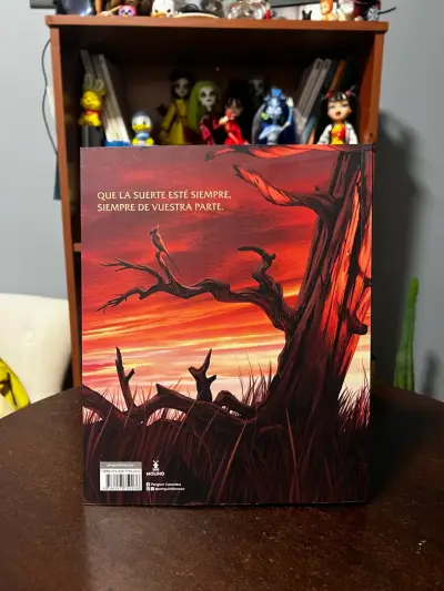 Libro Ilustrado Los Juegos del Hambre Tapa Blanda - miniatura 4