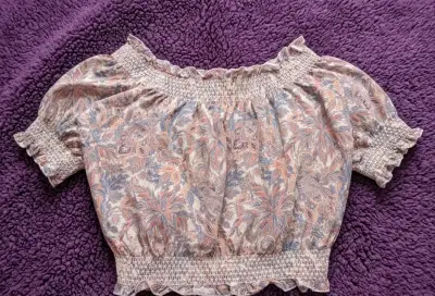 Crop top floreado colores pastel - miniatura 1