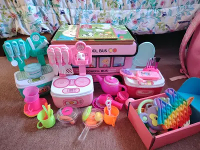 Set de puzzles infantiles y juguetes variados - miniatura 5