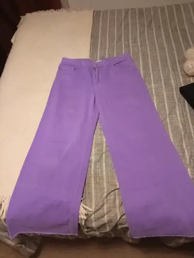 Pantalones morados y negros anchos - miniatura 1