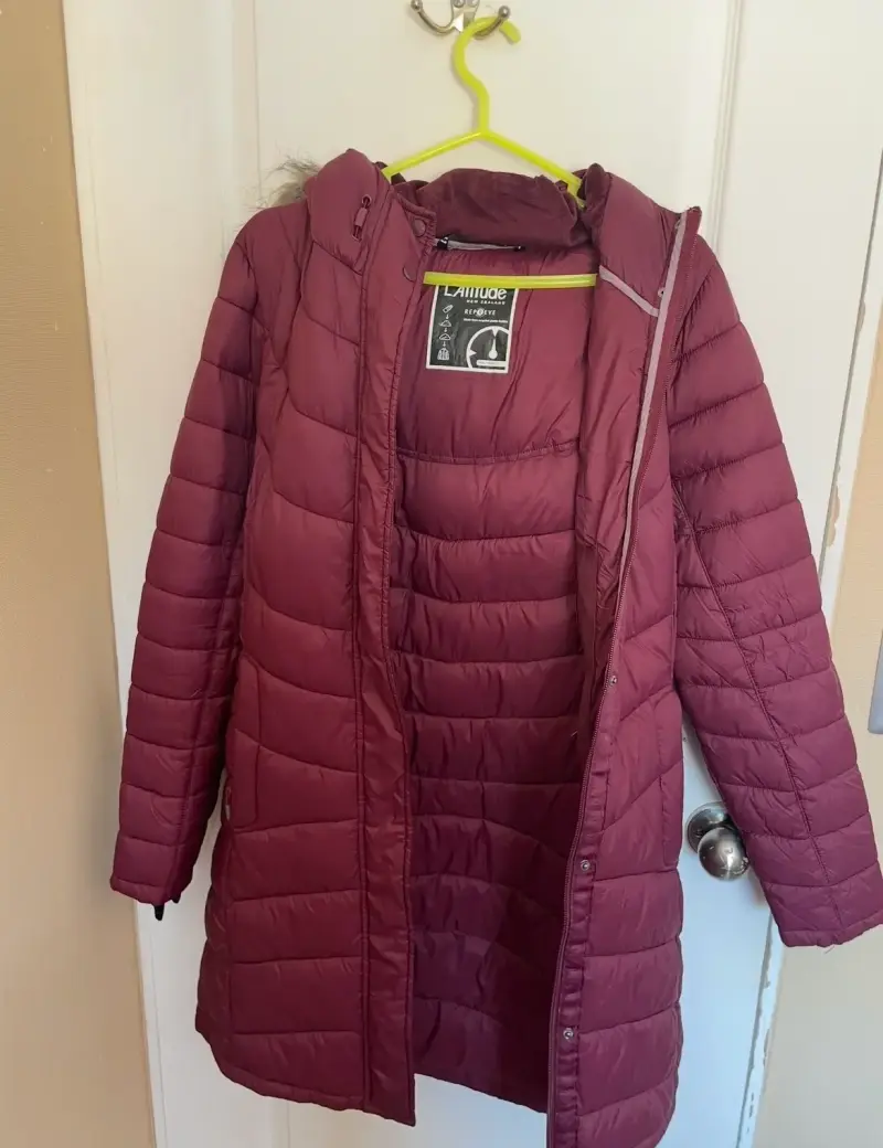 Parka larga burdeos con capucha - 3
