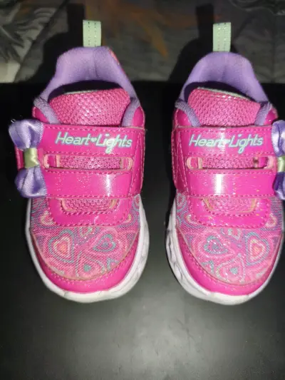 Zapatillas Heart Lights rosadas marca Skechers 20 - miniatura 1