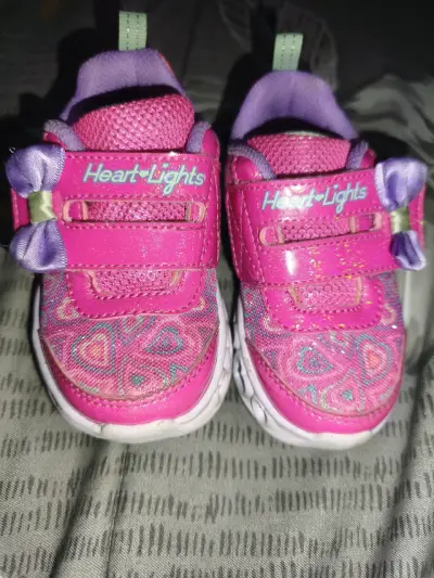 Zapatillas Heart Lights rosadas marca Skechers 20 - miniatura 6