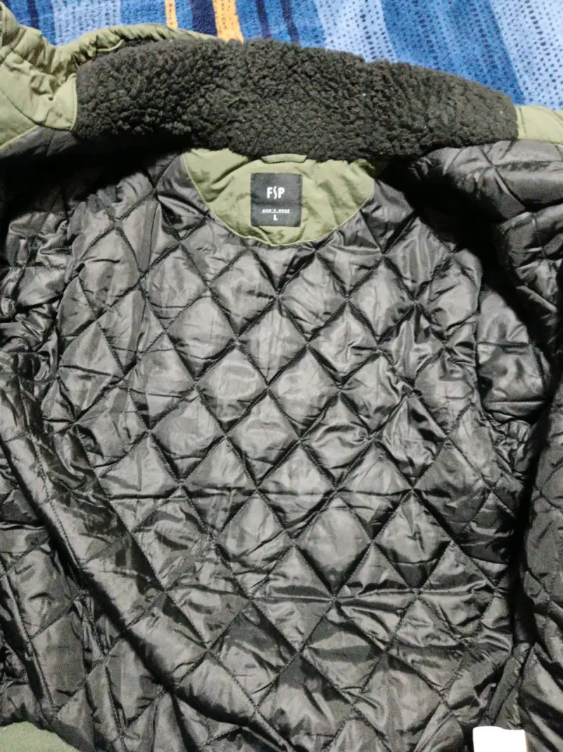 Parka verde con capucha - 2