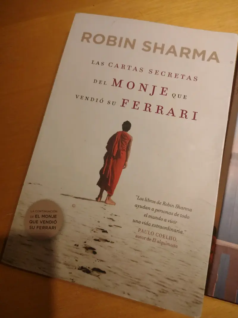 Libro 'Las cartas del monje que vendió su Ferrari' - 1