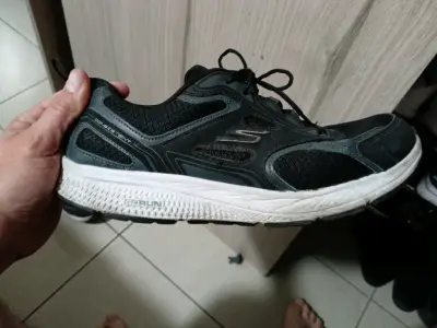 Zapatillas deportivas negras - miniatura 1