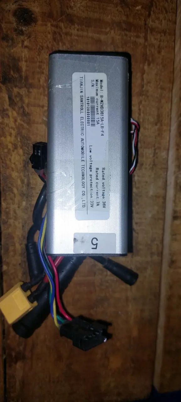 Controlador para scooter eléctrico - 1