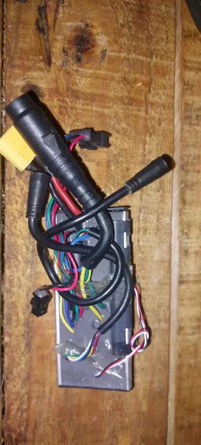 Controlador para scooter eléctrico - miniatura 2