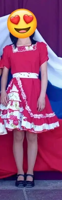 Vestido rojo folclórico floral - miniatura 2